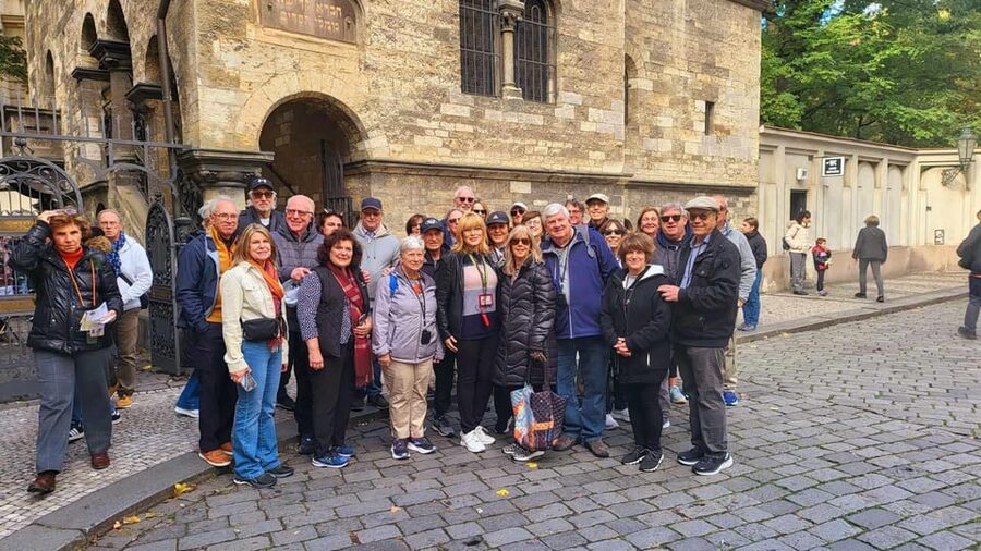 Prague: Jewish Quarter Half-Day Private Walking Tour - Klausen Synagogue: traditions and objects you can picture