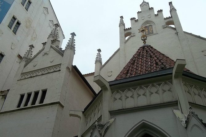 Prague Jewish Quarter Private Half-Day Walking Tour - Old-New Synagogue: Active Worship and Service Rules