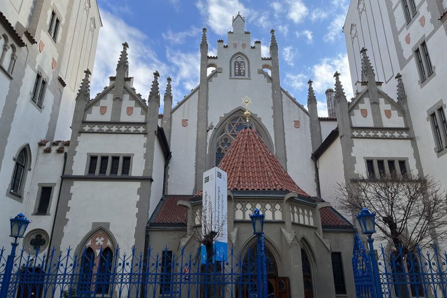 Prague: Jewish Town Guided Walking Tour - Key highlights worth your attention