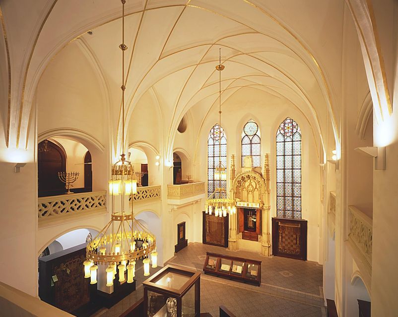 Prague: Jewish Town Walking Tour - Old Town Hall wander: a calmer finish that still matters