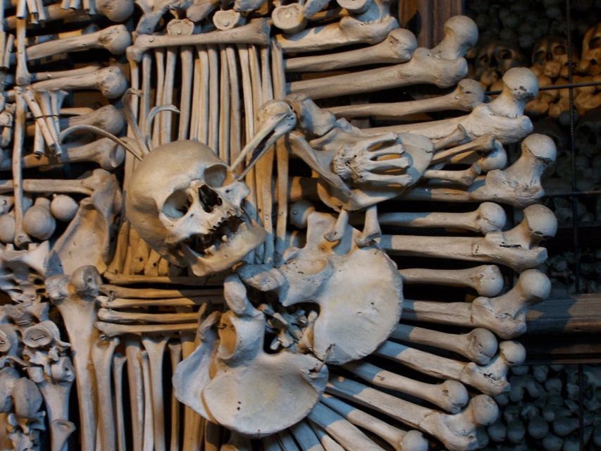 Prague: Kutná Hora, St Barbara's Cathedral and Bone Church - Timing and Transportation: Plan for a Full, Long Day
