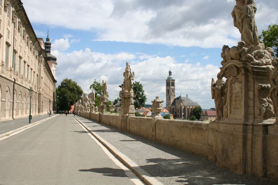 Prague: Kutná Hora, St Barbara's Cathedral and Bone Church - What’s Included for $76, and Why It’s Fair Value