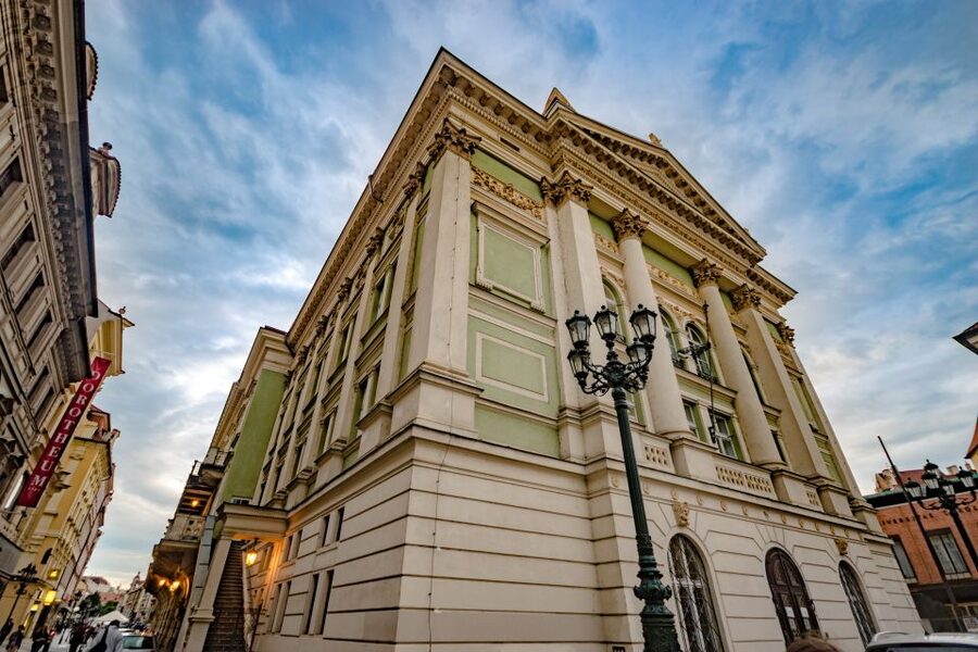 Prague: Legendary Beer Tour with Dinner - Key things I’d circle before you book