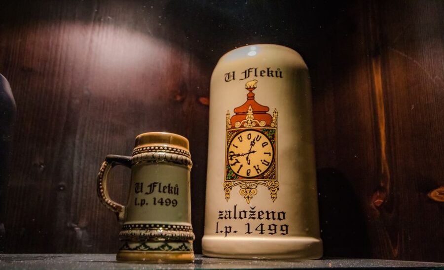 Prague: Legendary Beer Tour with Dinner - Should you book it?