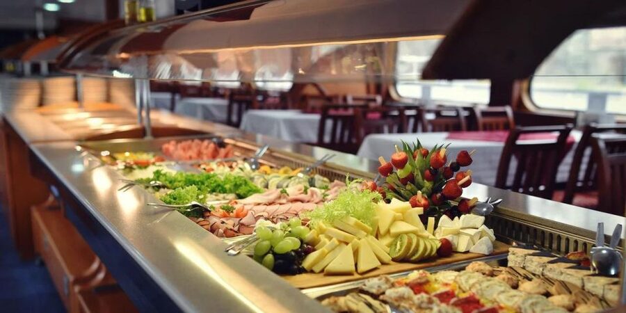 Prague: Lunch Cruise on Vltava River with open Buffet - Open buffet lunch: what you actually get for $63