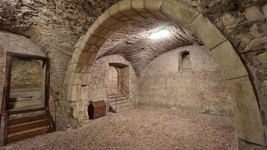Prague: Medieval Underground Guided Tour - Key things to know before you go