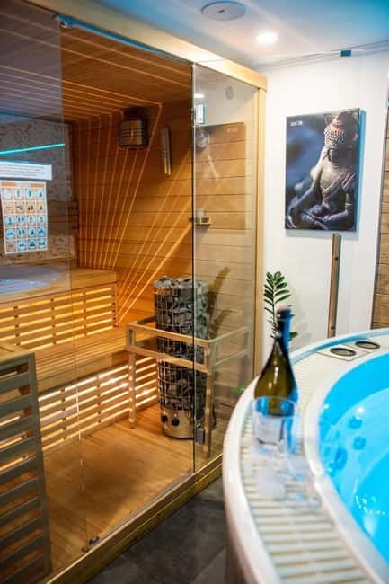 Prague: Modern Private Spa with Jacuzzi and/or Sauna - What your 2-hour spa time feels like, step by step