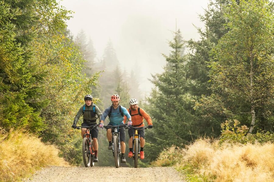 Prague Mountain Biking: Blast Through The Best Singletracks - Who this Prague mountain biking day suits best