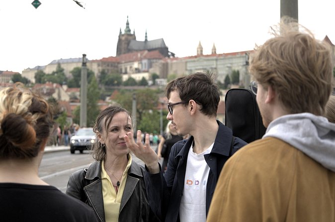 Prague: Mozart, Dvořák, Czech Folk Tour with a Guitarist - How the guitarist keeps the tour lively (and why it matters)