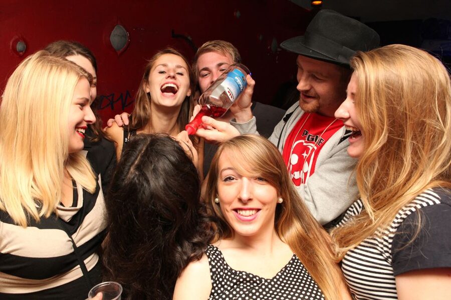 Prague: New Year's Eve Pub Crawl & Karlovy Lazne Club Entry - The First Hour: Unlimited Drinks and Champagne
