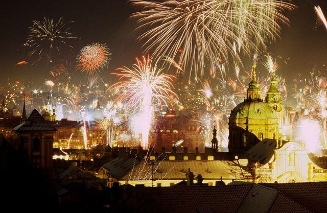 Prague: New Year's Eve Pub Crawl & Karlovy Lazne Club Entry - What’s Not Included, and How to Plan Around It