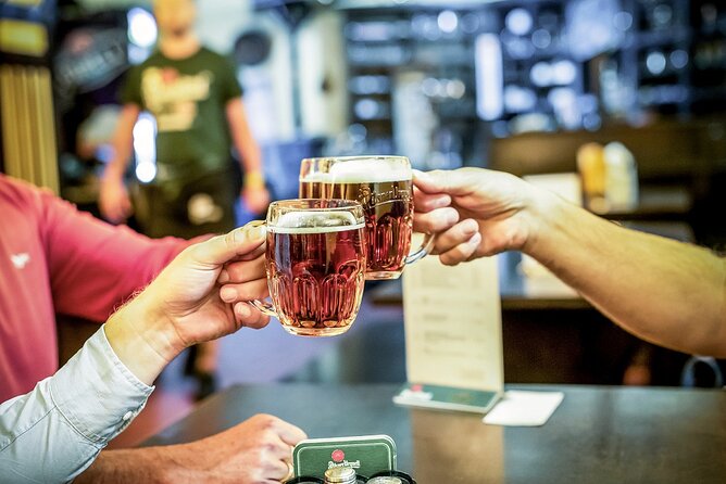 Prague Old Town And Beer Walking Tour Including Dinner - Finding your guide at Křižovnické náměstí (and not wandering around)