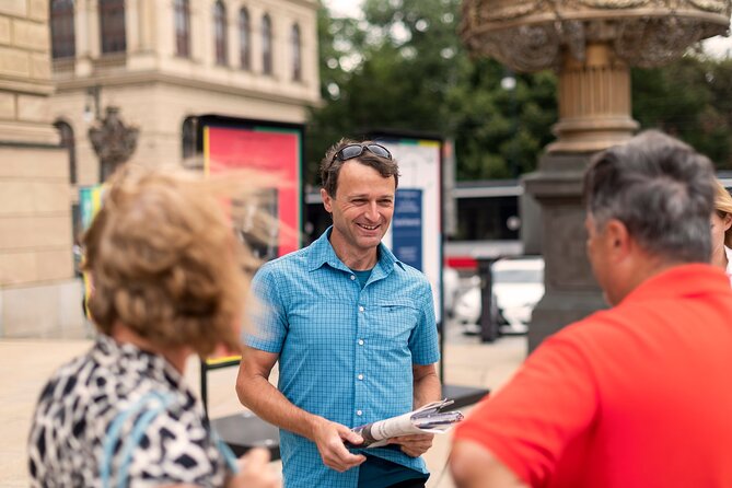 Prague Old Town and Jewish Quarter 90 minutes Guided Tour - The 90-minute format that works on a packed Prague schedule