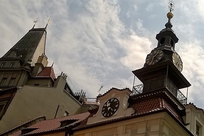 Prague Old Town and Jewish Quarter 90 minutes Guided Tour - Price and value: is $22.83 worth it?