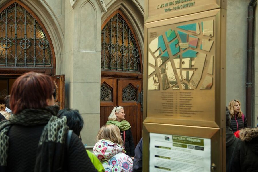 Prague: Old Town and Jewish Quarter Guided Tour in German - Clementinum exteriors, plus why this stop feels like Prague literature