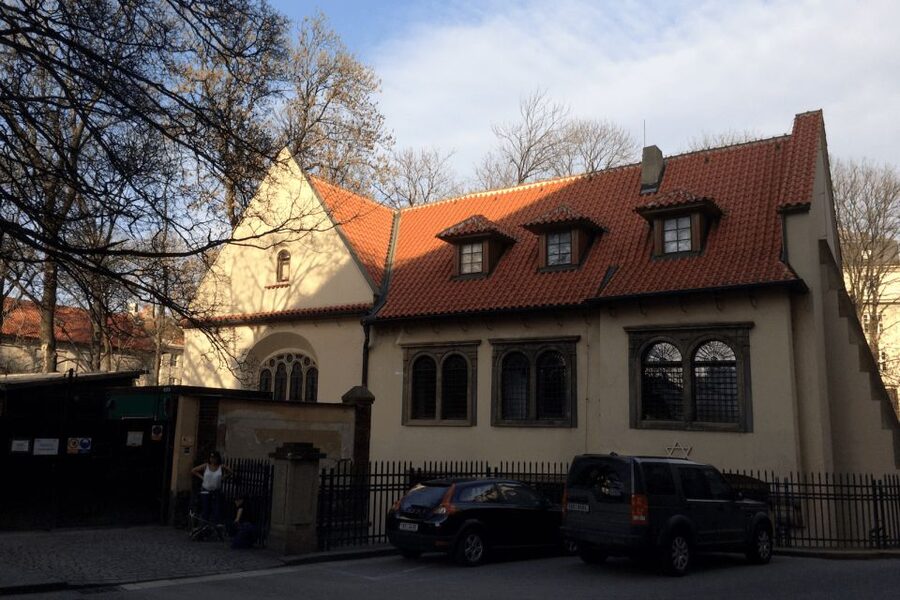 Prague: Old Town and Jewish Quarter Guided Tour in German - FAQ