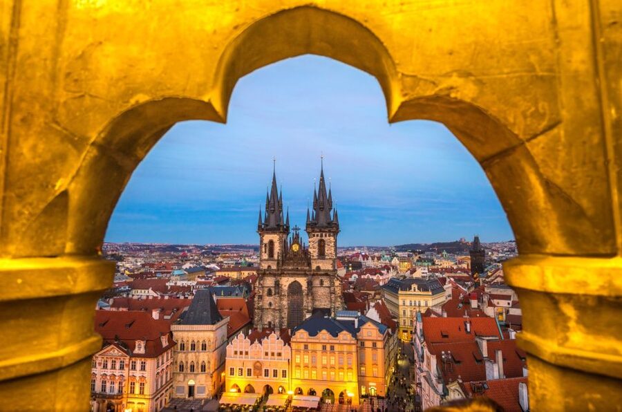 Prague: Old Town Highlights Private Guided Walking Tour - Who this tour suits best, and who should think twice