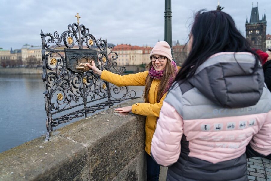 Prague: Old Town Private Walking Tour with Hotel Pickup - The route from Powder Gate to Charles Bridge, stop by stop