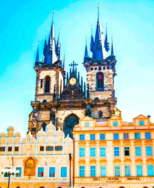 Prague: Old Town Square and Astronomical Clock Audio Guide - Where to start: Old Town Clock first, then loop the square