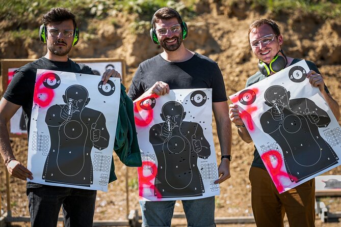 Prague: Outdoor shooting experience 3 to 10 guns + BUS Transfer - Price and value: what $102.25 buys you