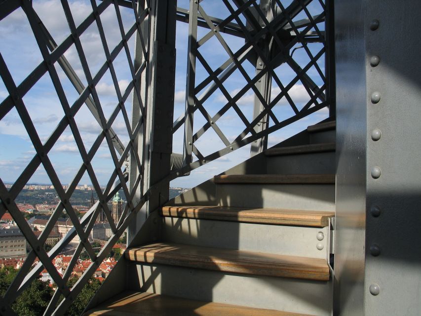 Prague: Petřín Tower and Mirror Maze Entry Ticket - The Hall of Laughter Mirrors, and Why They Make You Smile