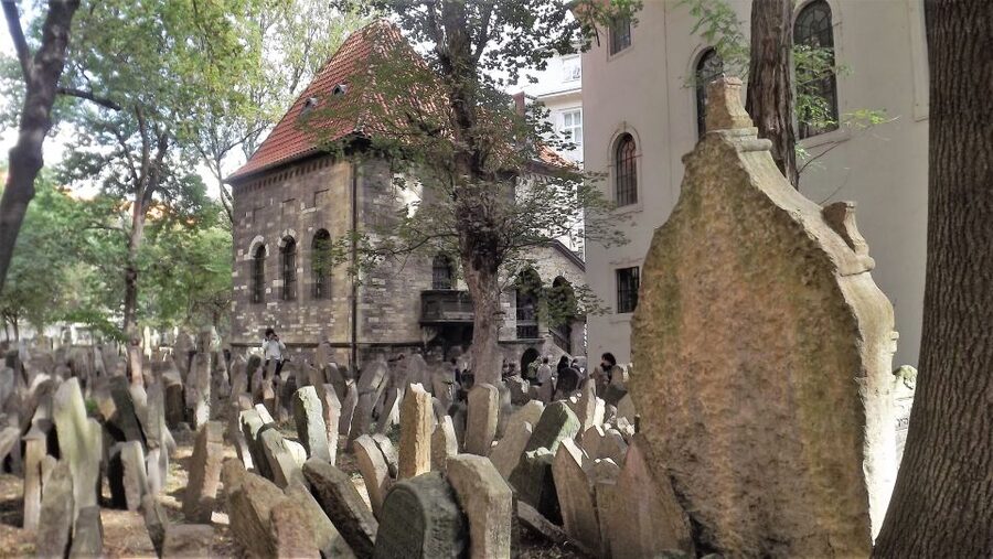 Prague: Prague Castle, Jewish Quarter, Clock Tower Admission - Prague Ticket Pickup at GET PRAGUE GUIDE (Read This First)