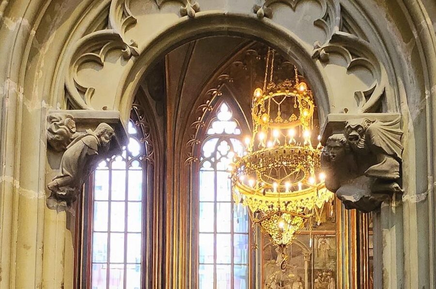 Prague: Prague Castle Private Walking Tour - St. George’s Basilica: early medieval calm and Czech legends