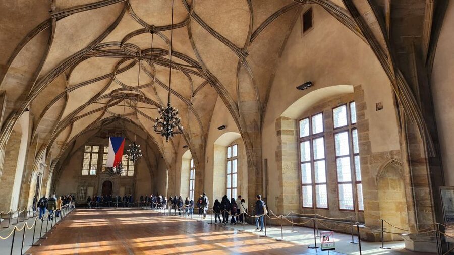 Prague: Prague Castle Private Walking Tour - Meeting at Malostranská, then getting oriented fast