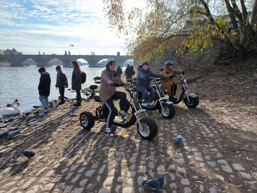 Prague: Private 3-Hour Trike Adventure - The First Photo Stops, John Lennon Wall to Kampa Island