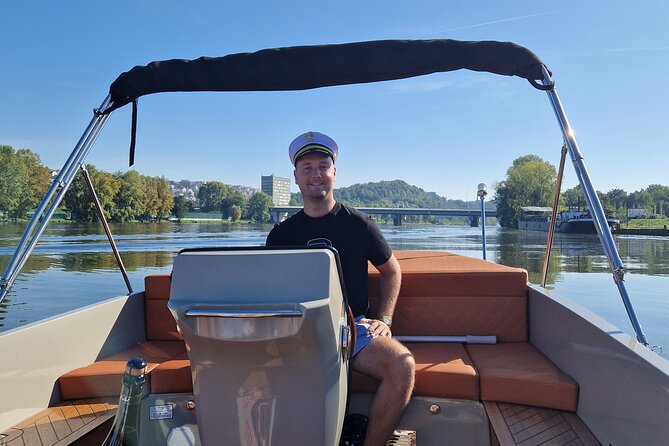 Prague Private Boat Tour - Letna Park and the convent turned apartments turned gallery