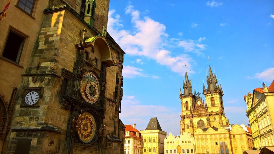 Prague: Private City Tour by Minivan - Price and value: $294 per group up to 2 people