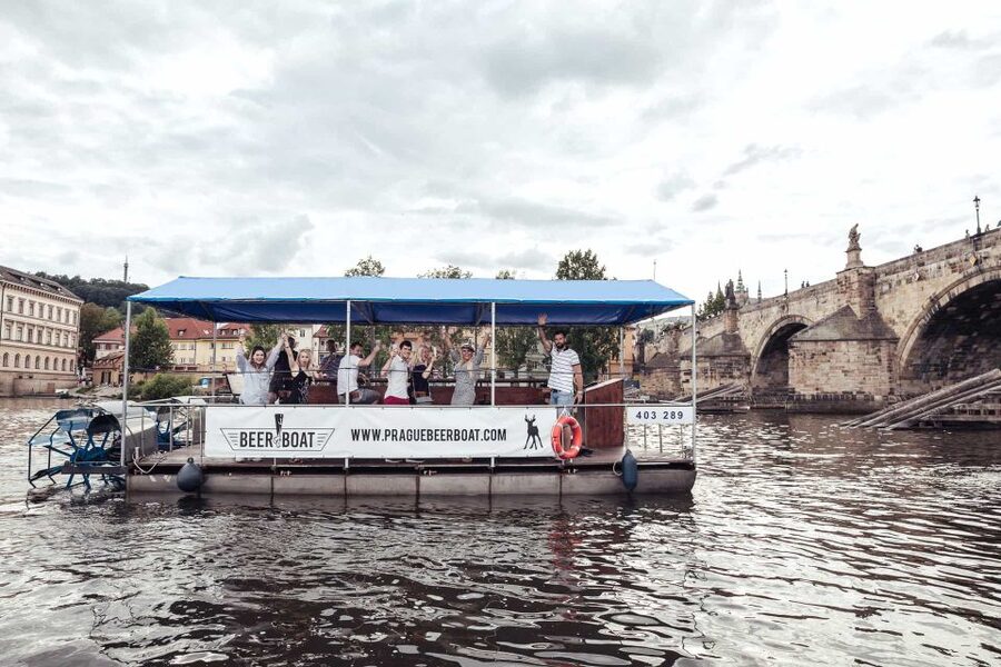 Prague: Private Cycle Boat River Tour with Beer or Prosecco - Key points before you go
