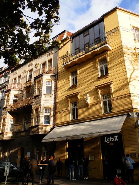Prague: Private Prague Art Nouveau and Cubism Tour - Price and logistics: is $84 good value?