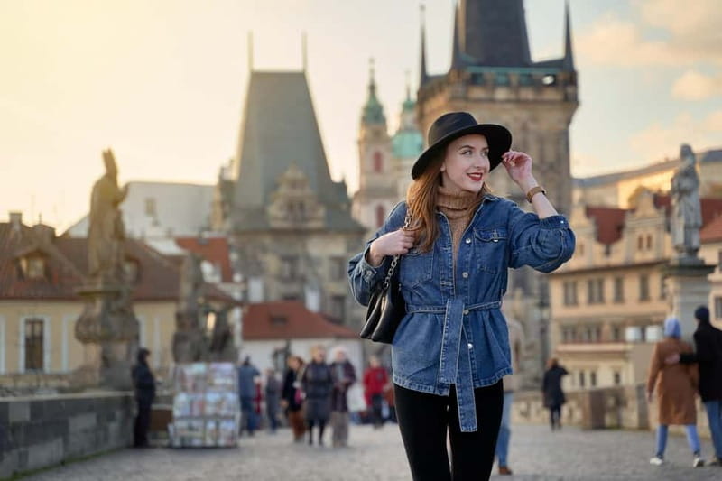 Prague: Private Professional Photoshoot - Old Town Square Finale: Astronomical Clock Frames