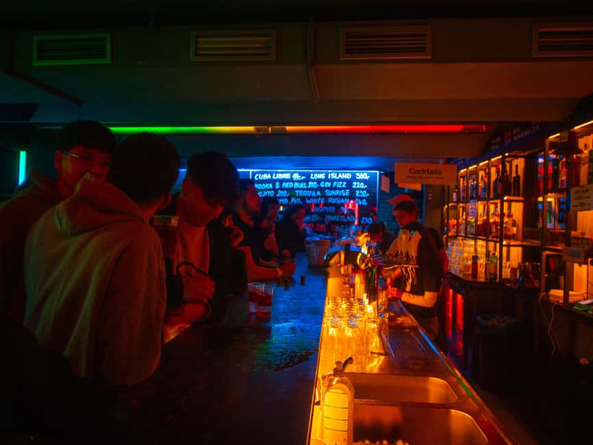 Prague: Pub Crawl with Karlovy Lazne Entry and shots - Who this Prague pub crawl suits best