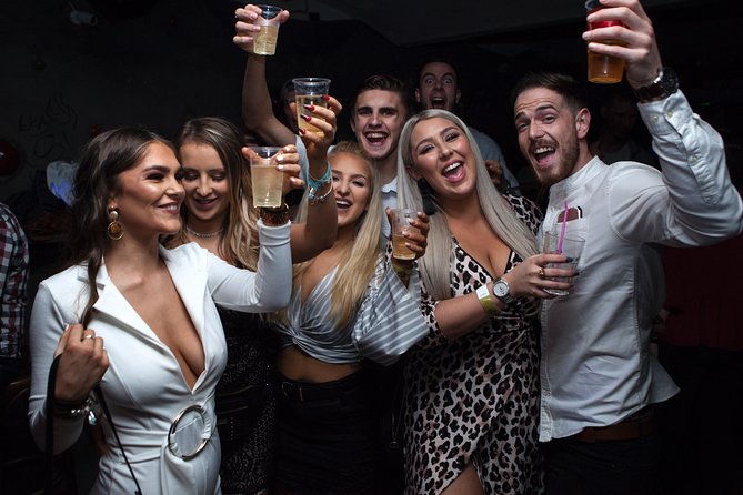 Prague Pub Crawl with Unlimited Drinks & 5 story club Entry - Unlimited Drinks: What You Actually Get From 8:00 PM and 10:00 PM