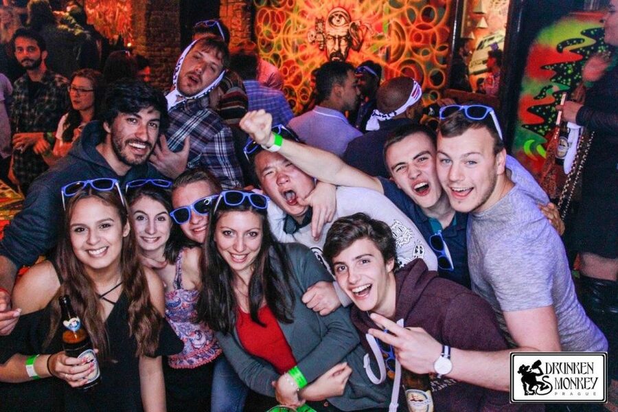 Prague: Pub Crawl with Unlimited Drinks, Bars & Club Entry - The bar route: welcome shots, tokens, and why the pacing works