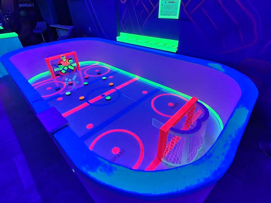Prague: Punk Minigolf Glow-in-the-Dark Entry Ticket - Rules and Practical Gotchas Before You Commit