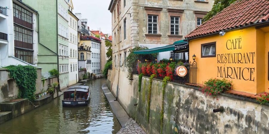 Prague: River Cruise, Charles Bridge Museum, & Walking Tour - Onboard drinks and snacks: this is where the tour slows down