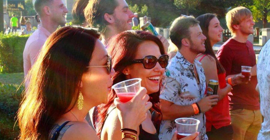 Prague Riverside Parties Tour - The mobile bar with music, and why unlimited drinks feel different here