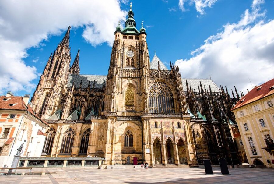 Prague Royal Castle, St Vitus, Golden Lane Tour with Tickets - Tickets, access limits, and what to double-check