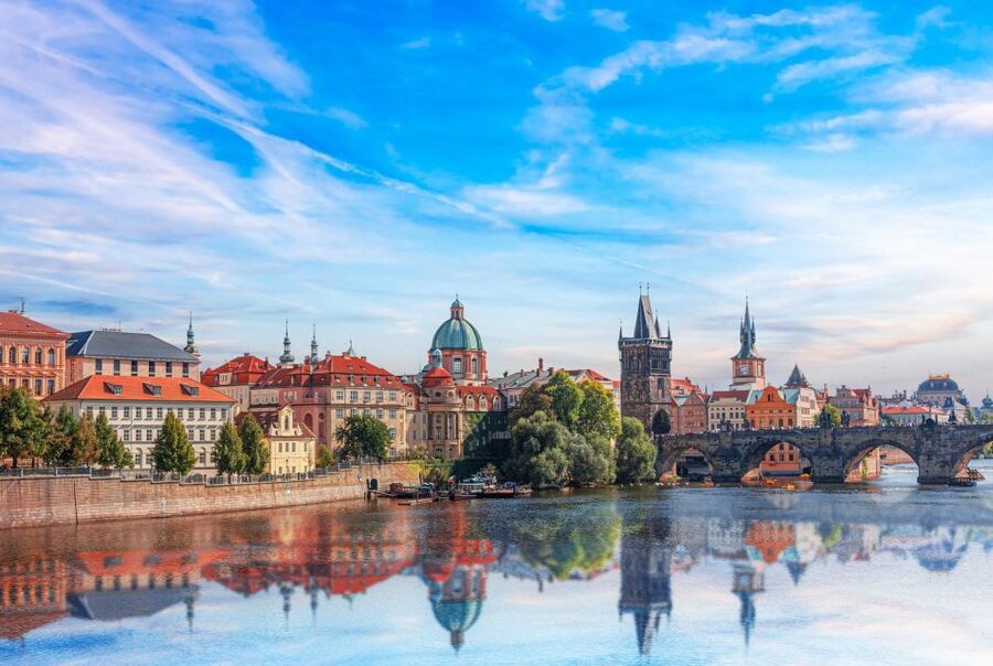 Prague Royal Castle, St Vitus, Golden Lane Tour with Tickets - Choosing 2 vs 3 vs 4 hours: what each option really changes