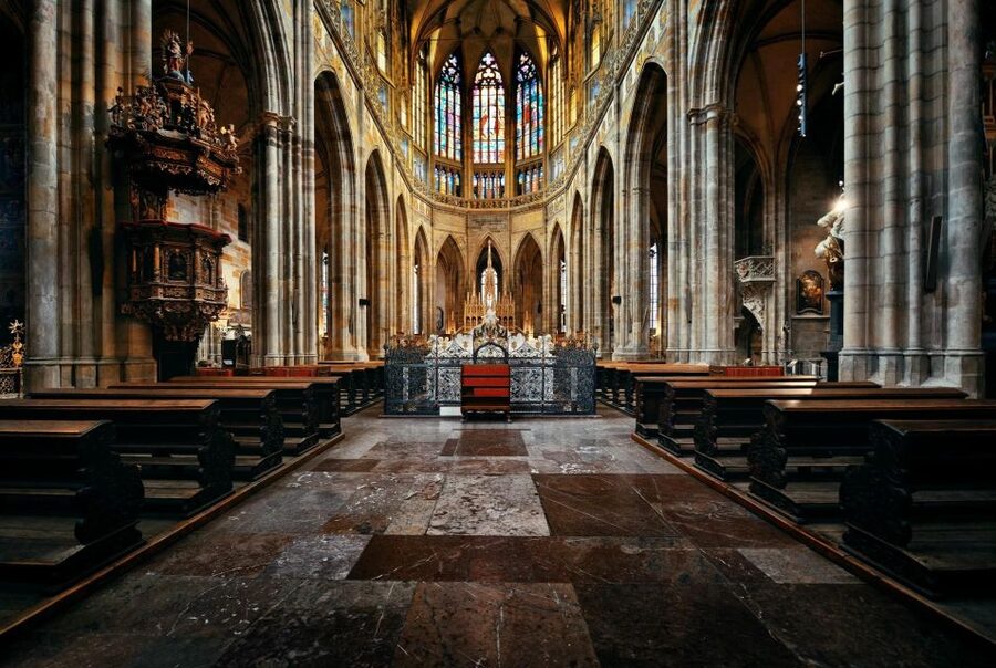 Prague Royal Castle, St Vitus, Golden Lane Tour with Tickets - St Nicholas Church in the Lesser Town, the 4-hour payoff