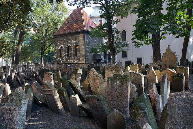 Prague's Jewish Quarter: A Self-Guided Audio Tour - Old Jewish Cemetery: where the route turns reflective