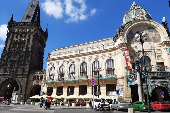Prague´s Old Town, Jewish Quarter and Charles Bridge Private Tour - Why a private Old Town and Jewish Quarter route helps