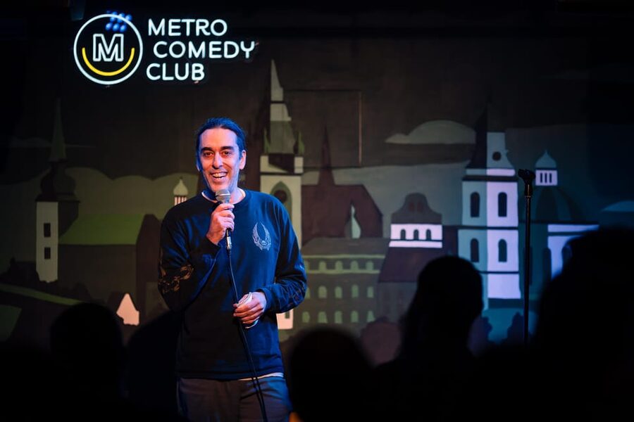 Prague: Saturday Stand-Up Comedy Night in English - Your Saturday Schedule: 7 PM, 9 PM, 10:30 PM