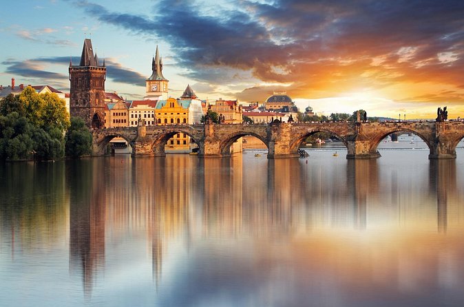 Prague Scavenger Hunt and Highlights Self Guided Audio Tour - Stop by Stop: What Each Major Spot Brings to the Hunt