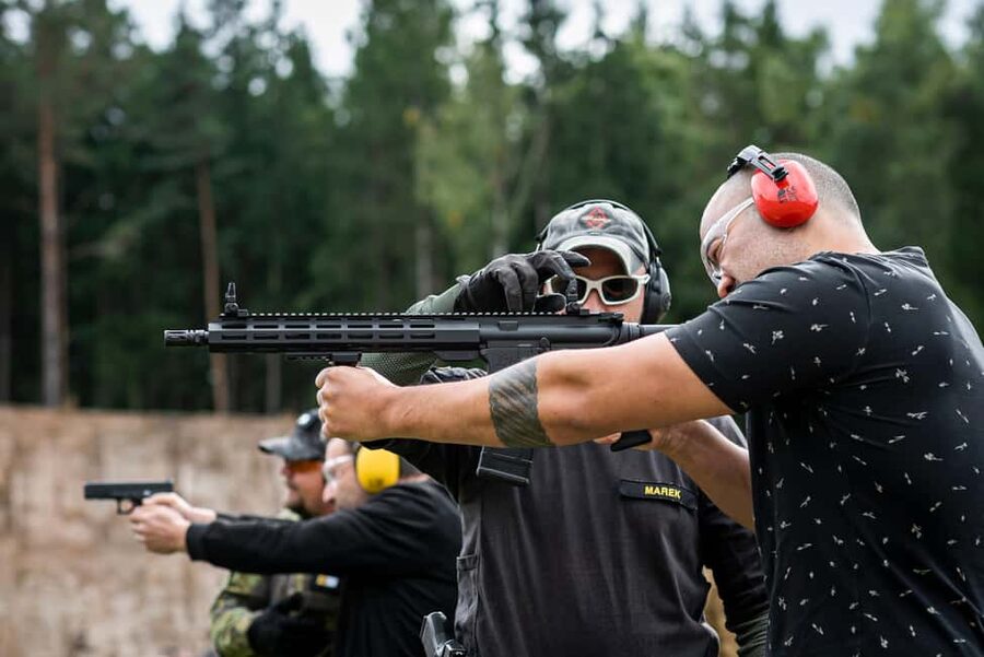 Prague: Shooting Experience with 3 to 10 Guns & Bus Transfer - The shooting complex itself: why size can matter