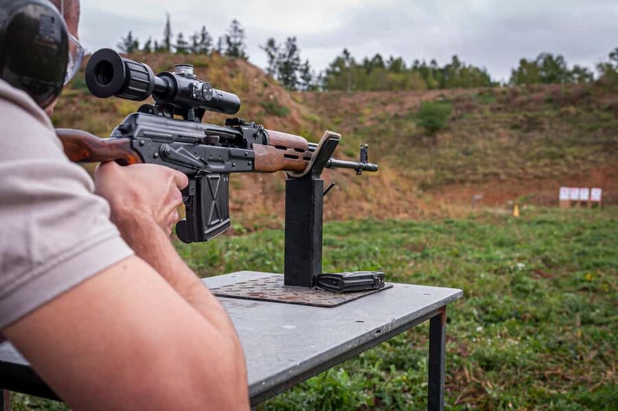 Prague: Shooting Experience with 3 to 10 Guns & Bus Transfer - Price and value: is $135 a fair deal?
