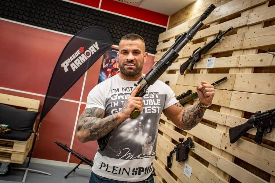 Prague: Shooting Range Experience - Prague Armory, entrance details, and the easiest way to show up